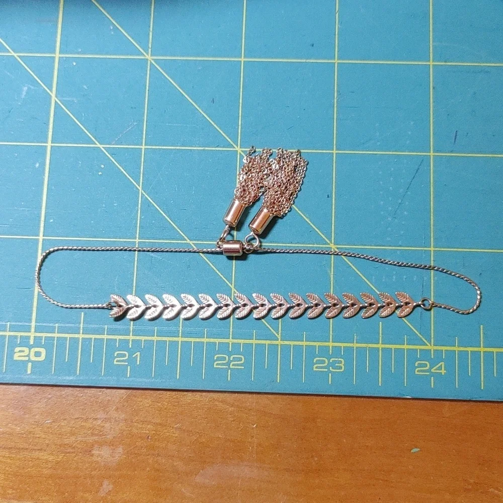 Rose Gold Adjustable Slider Chain Leaf Bracelet
